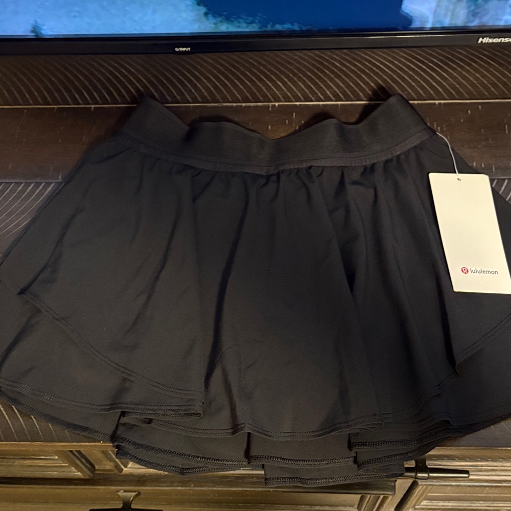 Lululemon Court Rival HR Skirt.
